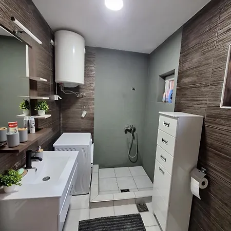 Apartment Hazelnut Novi Sad